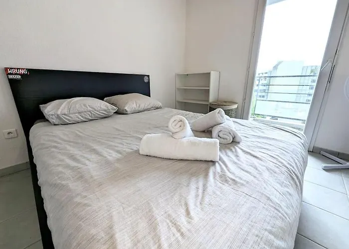 Reflet Yourhosthelper Appartement