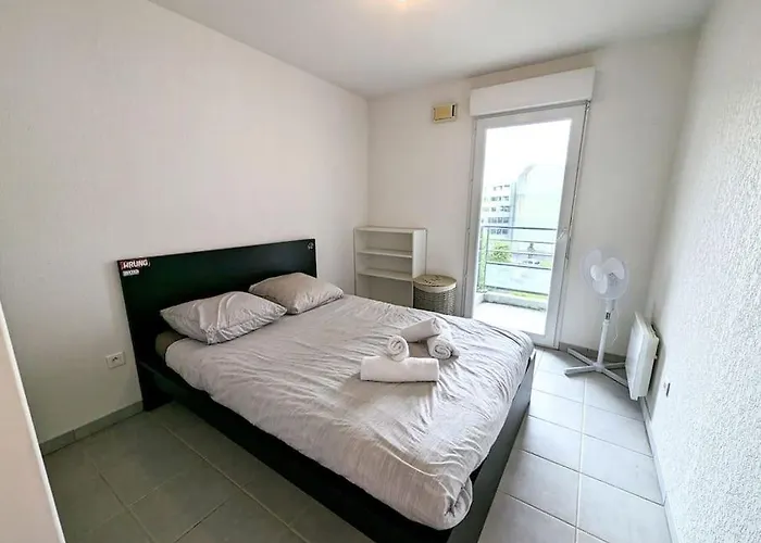 Reflet Yourhosthelper * Bayonne